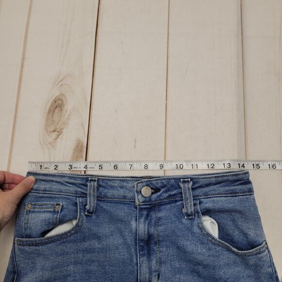 BDG Kick Flare high rise crop jeans raw hem light wash - Picture 5 of 9